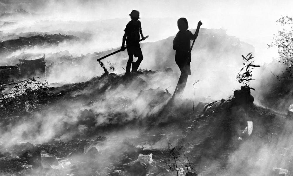 Børnearbejde på en losseplads i Vietnam. Foto: CCBY ILO in Asia and the Pacific