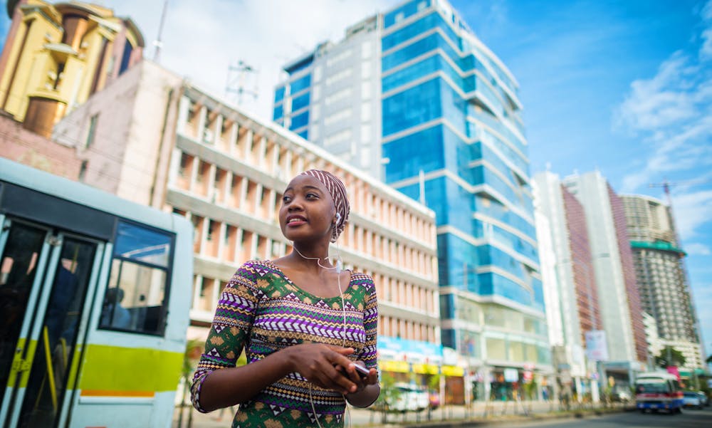 Tanzania kunne i 2020 officielt kalde sig et mellem-indkomstland. Og landets største by Dar Es Salaam er godt på vej til at kunne kalde sig en megacity.