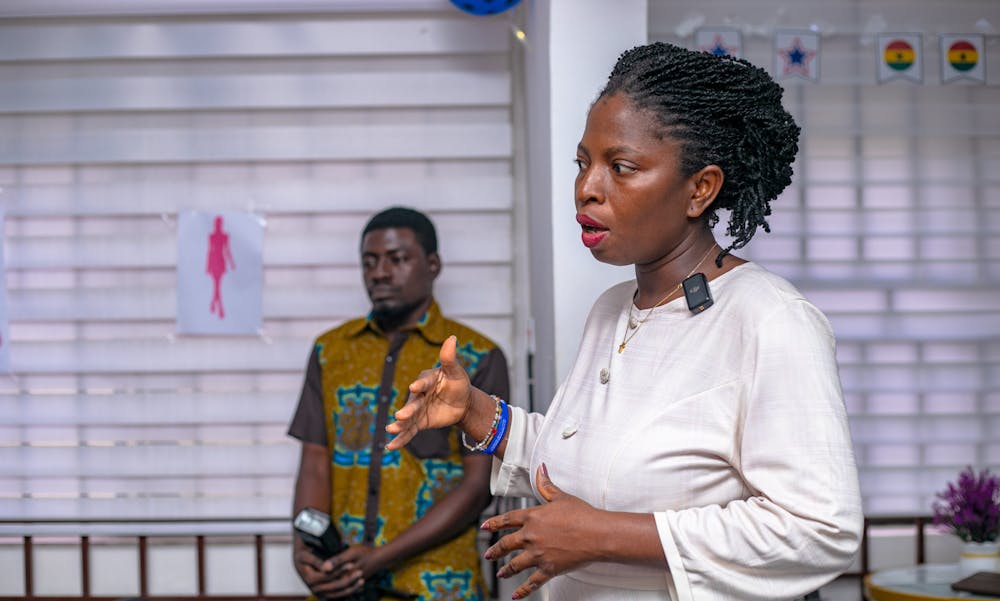 Florence Toffa har startet organisationen Mobile Web Ghana, der hjælper unge kvinder ind i techindustrien i Ghana. Foto: Adaka Patience